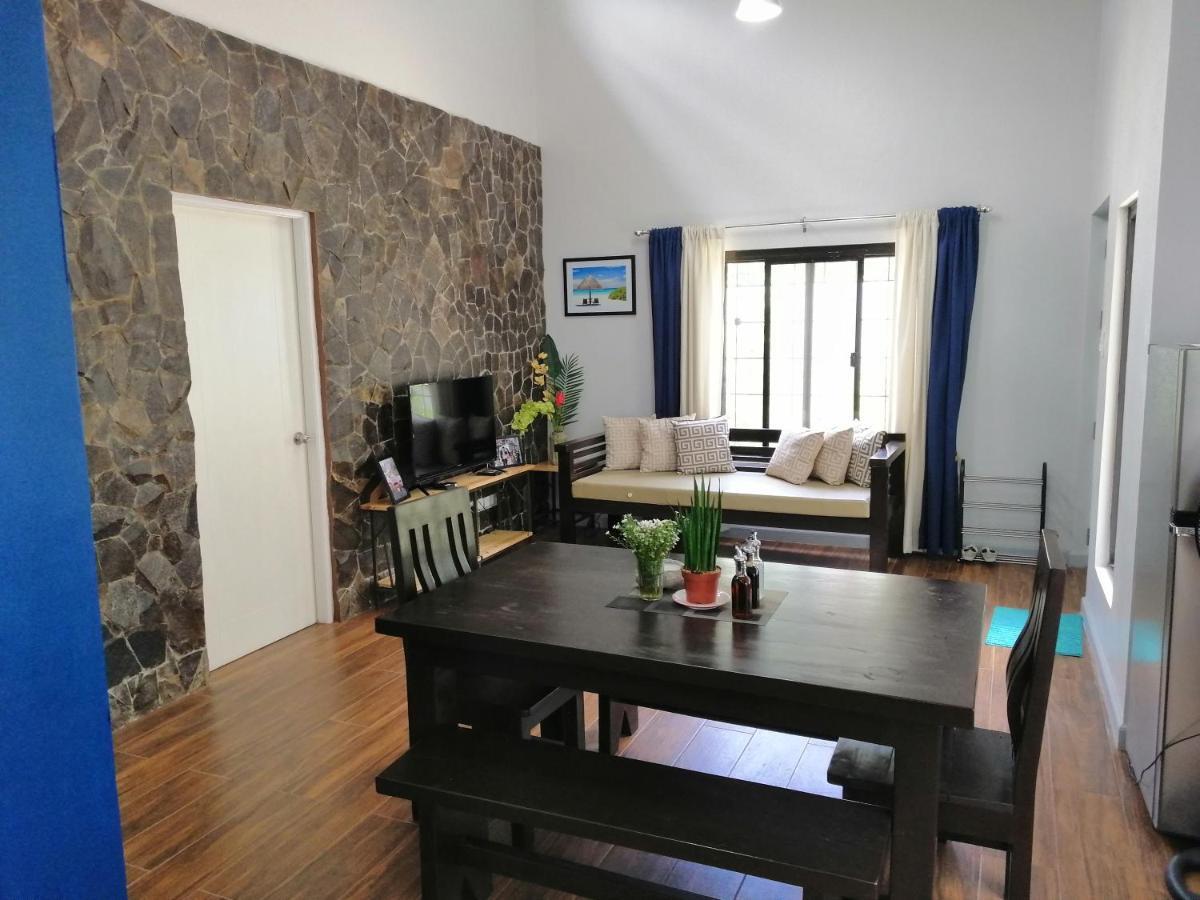 Blue Residence Tagaytay Tagaytay City ภายนอก รูปภาพ
